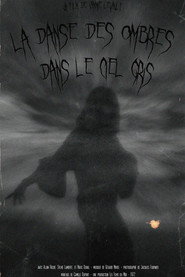 La danse des ombres dans le ciel gris